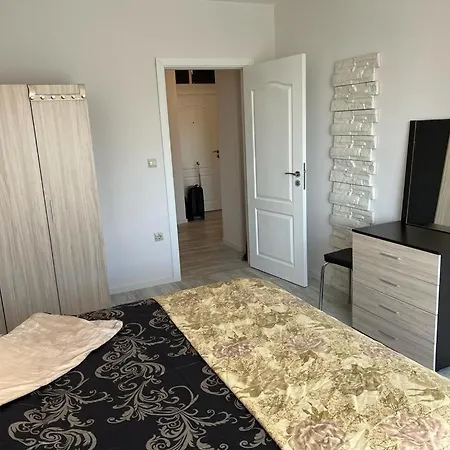 La Mer Luxury Apartment